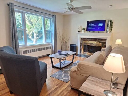 Fave Cape Cod Style Home Retreat: with Main-Level Bedroom bordering Farmington