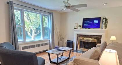 Fave Cape Cod Style Home Retreat: with Main-Level Bedroom bordering Farmington