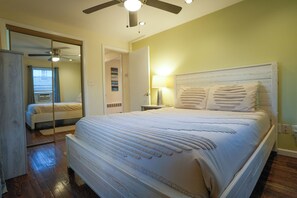 3 bedrooms, desk, iron/ironing board, free WiFi