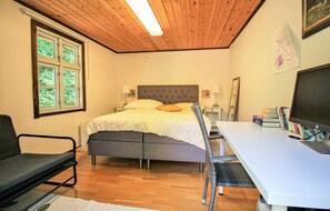 4 habitaciones, wifi gratis y ropa de cama 