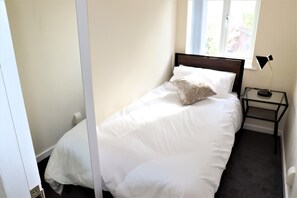 3 Schlafzimmer, Bügeleisen/Bügelbrett, WLAN, Bettwäsche