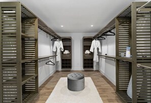 Interior - Spacious 6BR Gateway w/ Two Houses & Pool (Cedar Park)