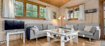 Cozy home in Bogø By with WiFi