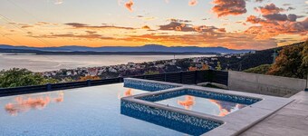 Cozy home in Crikvenica with sauna