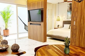 1 bedroom, desk, iron/ironing board, WiFi