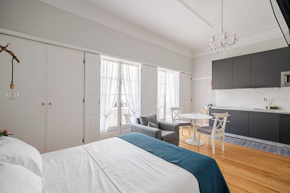 1 chambre, bureau, fer et planche Ă repasser, Wi-Fi gratuit