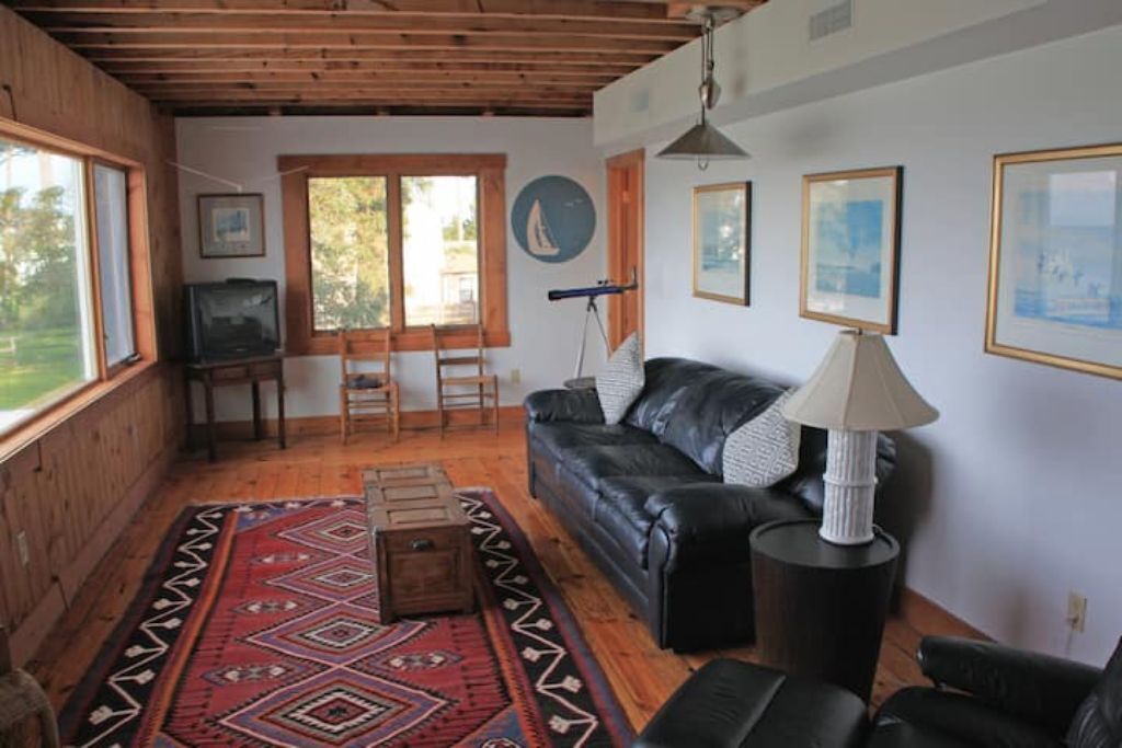 Waterfront Home With Million Dollar Bay & River Views! 