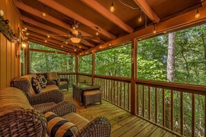 Property grounds - Blue Ridge Cabin: Spring into Summer (Blue Ridge)