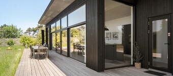 4 bedroom cozy home in Sjællands Odde