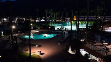 Piscine extérieure, piscine chauffée