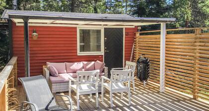 4 bedroom cozy home in Brottby