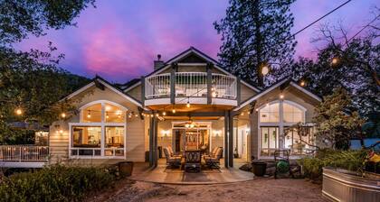 NEW Yosemite Family Retreat with Pond & Game Room!