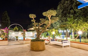 Terrace/patio - Beautiful home in Chiaramonte Gulfi (Chiaramonte Gulfi)