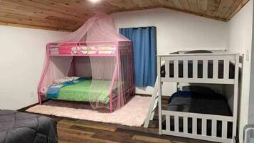 1 chambre, bureau, lit de bébé portatif, accès au Wi-Fi (inclus)