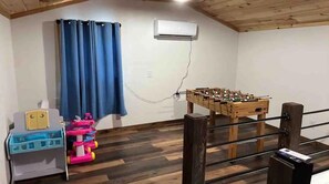 Spielezimmer