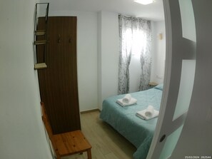 2 bedrooms, iron/ironing board, free WiFi, bed sheets - Precioso Apartamento de dos Dormitorios a pie de Calle (Tijola)