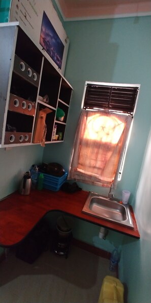 Interior - Cheerful 1 bedroom home with free Parking (Masaka)