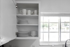 Interior - 8 bedrooms - Stunner in Miami Design District! (Miami)