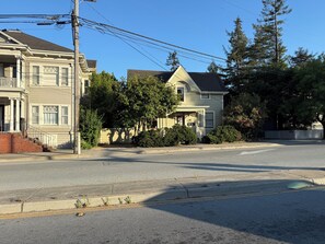 Exterior - Mission Victorian Apartment (Santa Cruz)