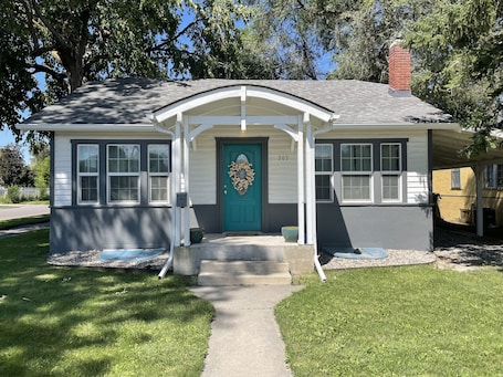 Exterior. Quaint home centrally located in Idaho Falls