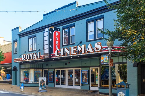 Big Sunny Family House