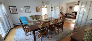 Dining - Big Sunny Family House (Front Royal)