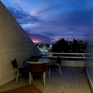 Outdoor dining - Studio in Ponta Negra EFM - 305 (Natal)