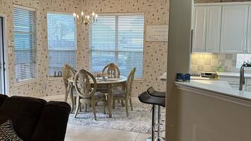 Smart TV, fireplace, DVD player, books