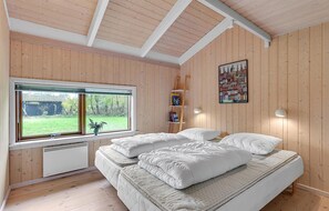 3 عدّة غرف نوم وسرير سفر وواي فاي مجانًا