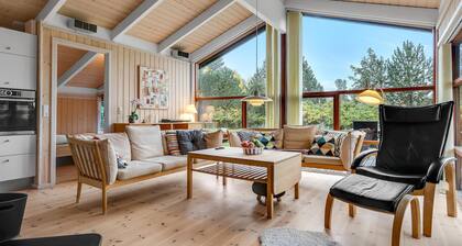 Cozy home in Strandby with WiFi