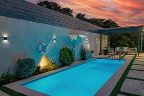 Piscine extérieure