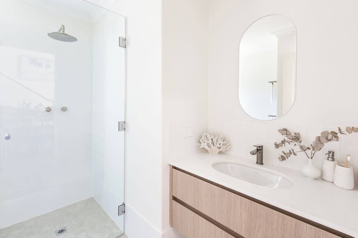Shower, hair dryer