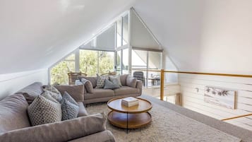 TV connectée, Netflix, livres, services de streaming