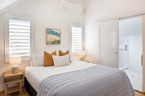 3 bedrooms, iron/ironing board, travel cot, WiFi