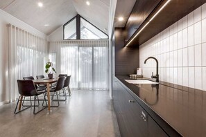 Fridge, microwave, dishwasher, coffee/tea maker - Luxe Studio · Central Dunsborough | Caesia by Melo (Dunsborough)