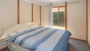 2 chambres, fer et planche à repasser, lit parapluie, Wi-Fi