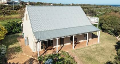 Ocean View walk to the beach & Surfers Point Margaret River Properties