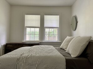 2 bedrooms, desk, free WiFi, bed sheets