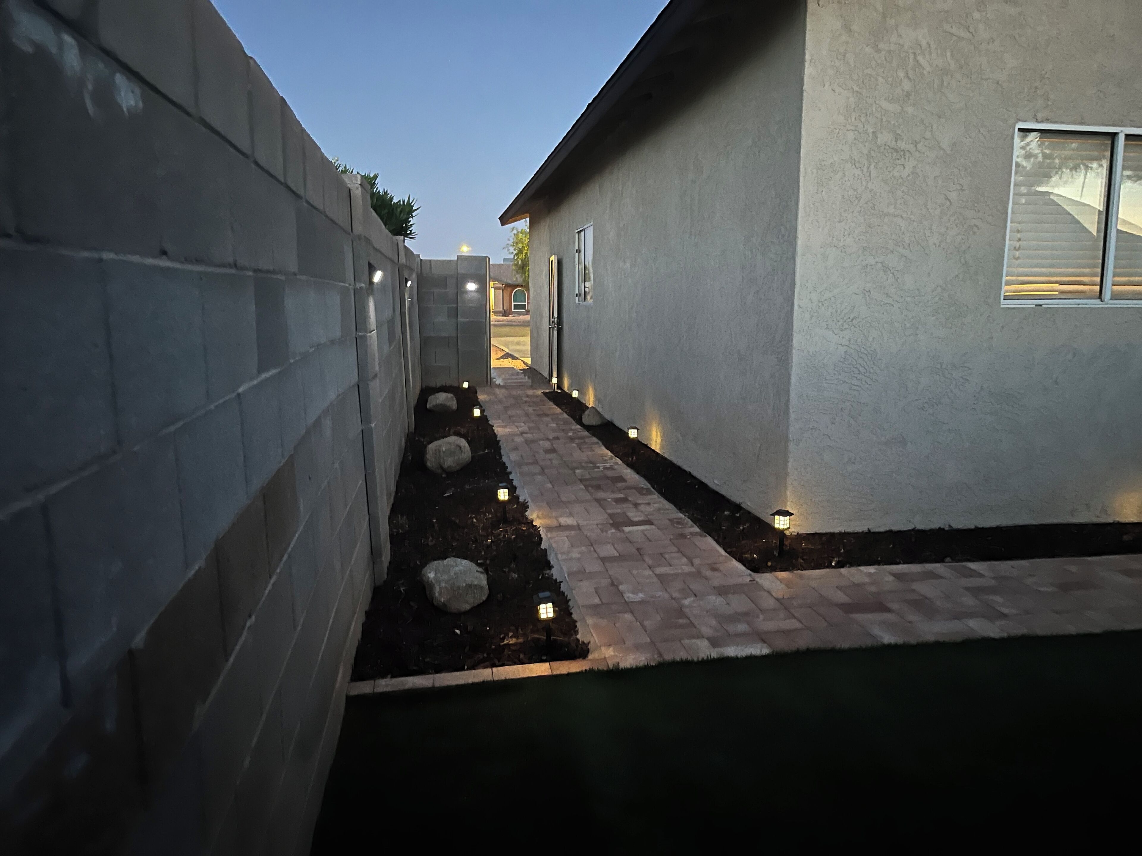 المنطقة المحيطة بالمنشأة