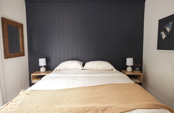 3 habitaciones, escritorio, tabla de planchar con plancha y wifi gratis 