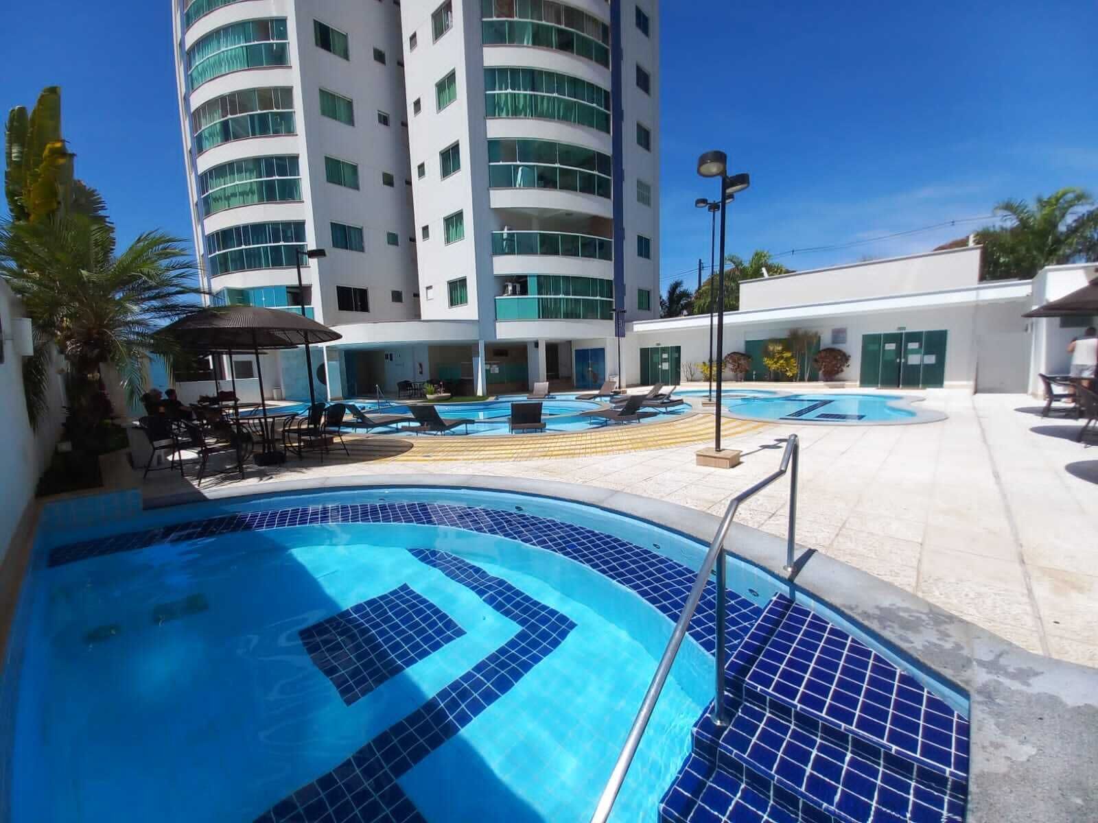 Apartamento com Varanda Gourmet em Caldas Novas