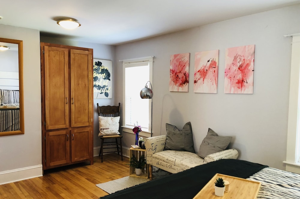 Rare Private Apartment in Annapolis Royal