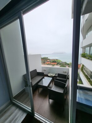 Interior - Spectacular vista del Faro de Miraflores Y la Costa Verde (Miraflores)