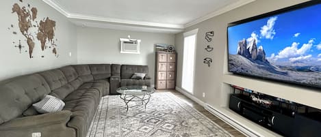 Smart TV, video games, stereo