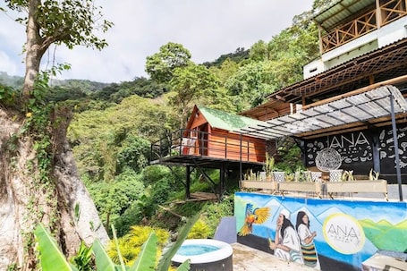 Outdoor dining. Hostal Ana, cabins with a beautiful view and a beautiful sunset