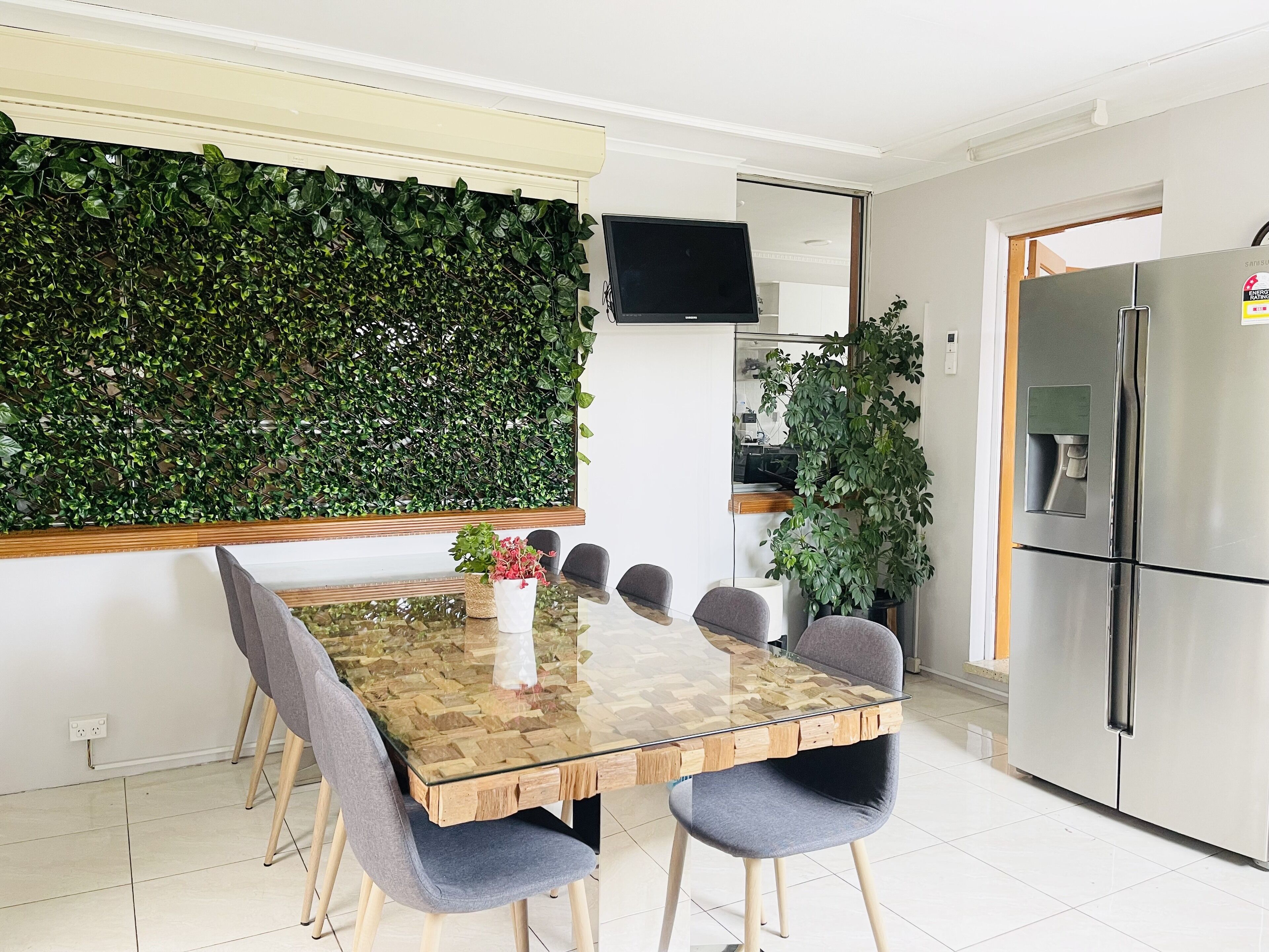 D131 The splendid Mitchell Stay