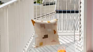 Oceanside Balcony Suite | Terrace/patio