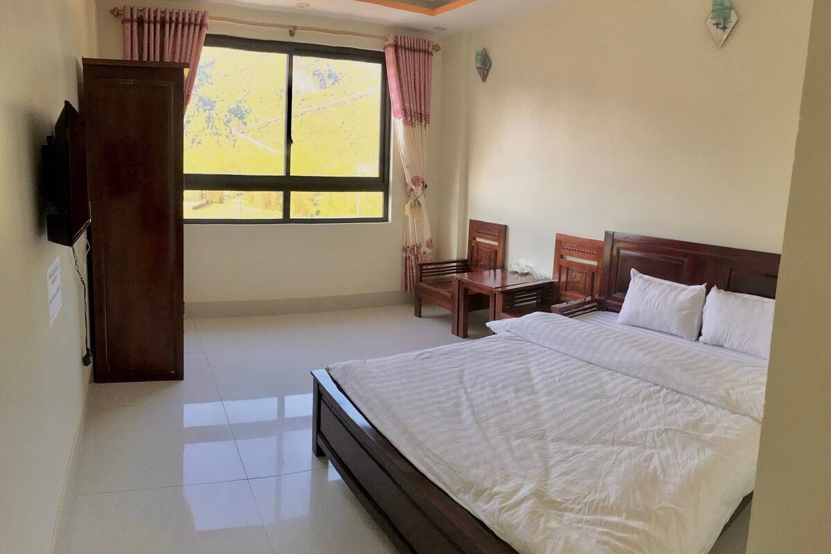 Kamar Double Deluks, 1 kamar tidur | Seprai premium, meja kerja, ruang kerja ramah laptop, dan Wi-Fi gratis