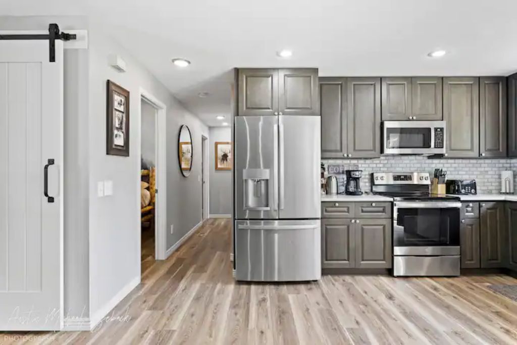 Mountain Bliss! a Beautiful Kalispell Home