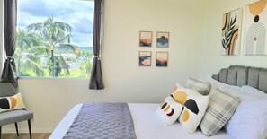 2 slaapkamers, een bureau, wifi, beddengoed